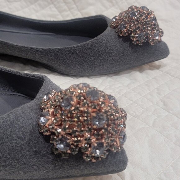 TED BAKER Ljana Pointed Toe Flat Flannel Gray with Rhinestones Size 40 9 - Picture 2 of 5